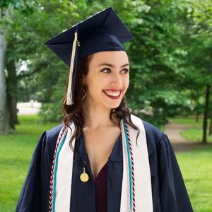 Meet your Posher, Eva